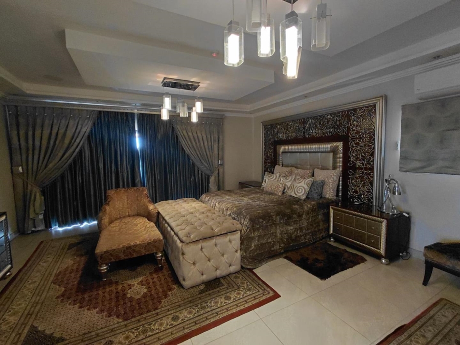 To Let 4 Bedroom Property for Rent in Roodekrans Gauteng