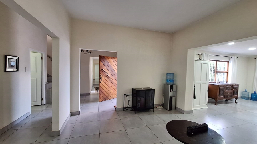 5 Bedroom Property for Sale in Florida Gauteng