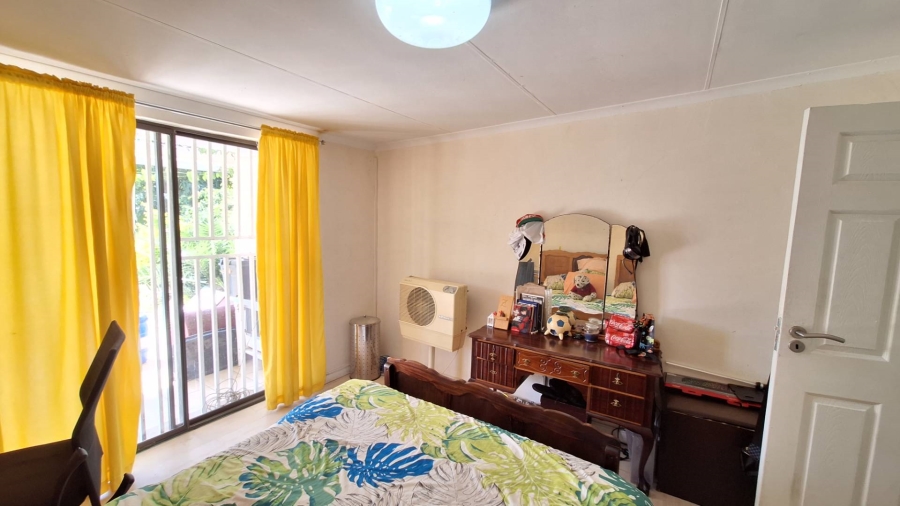 5 Bedroom Property for Sale in Florida Gauteng