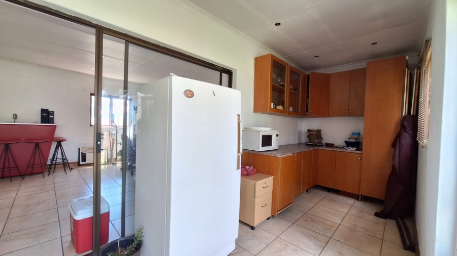 5 Bedroom Property for Sale in Florida Gauteng