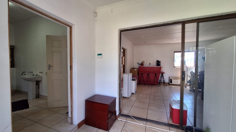 5 Bedroom Property for Sale in Florida Gauteng