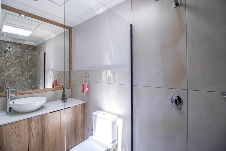 To Let 3 Bedroom Property for Rent in Morningside Gauteng