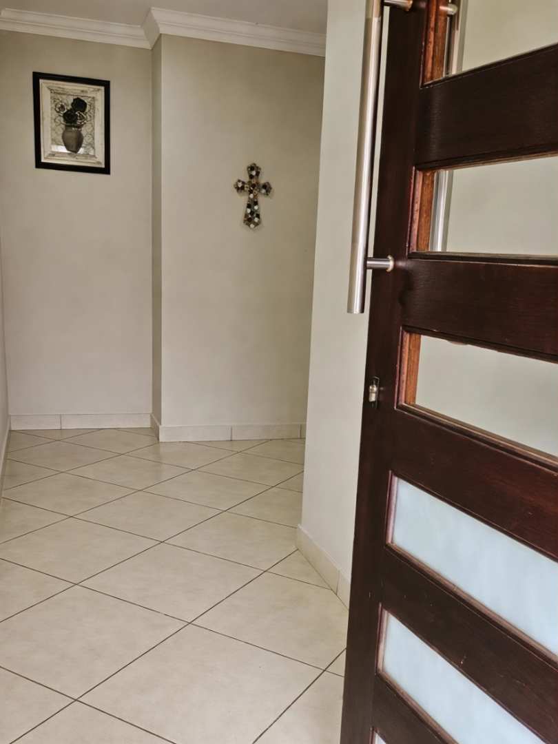 3 Bedroom Property for Sale in The Wilds Gauteng