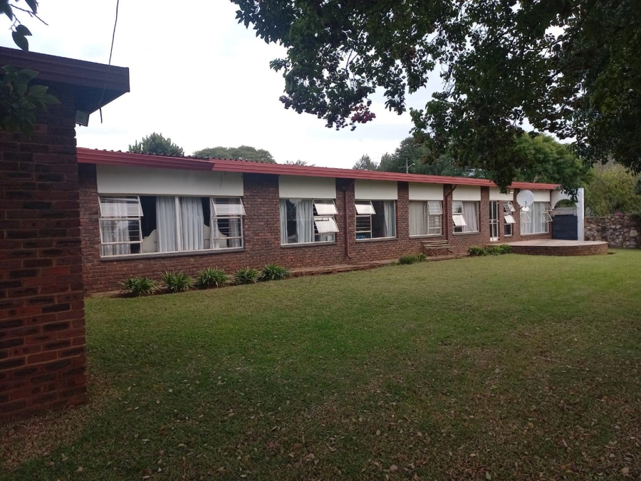 5 Bedroom Property for Sale in Lyttelton Manor Gauteng