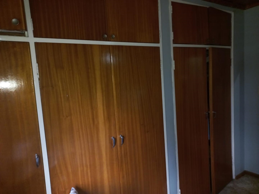 5 Bedroom Property for Sale in Lyttelton Manor Gauteng