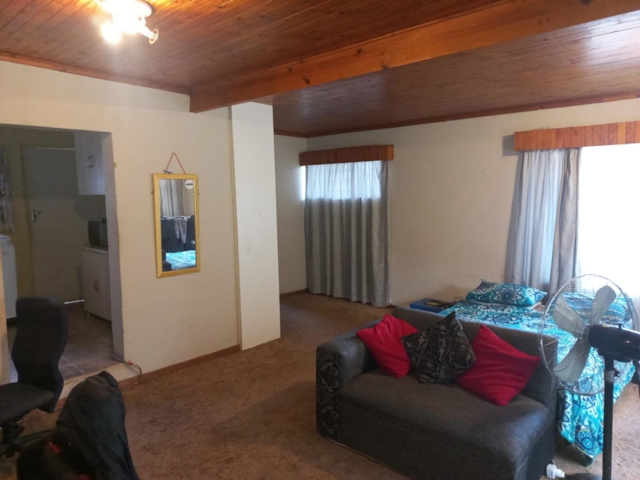 5 Bedroom Property for Sale in Lyttelton Manor Gauteng