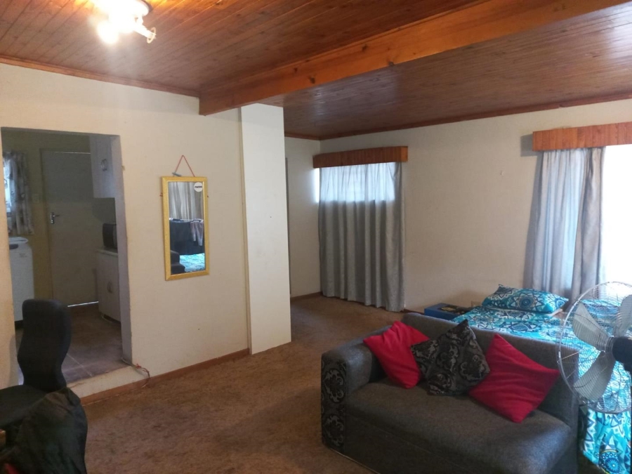 5 Bedroom Property for Sale in Lyttelton Manor Gauteng