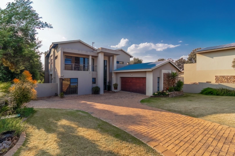 4 Bedroom Property for Sale in Eye of Africa Gauteng