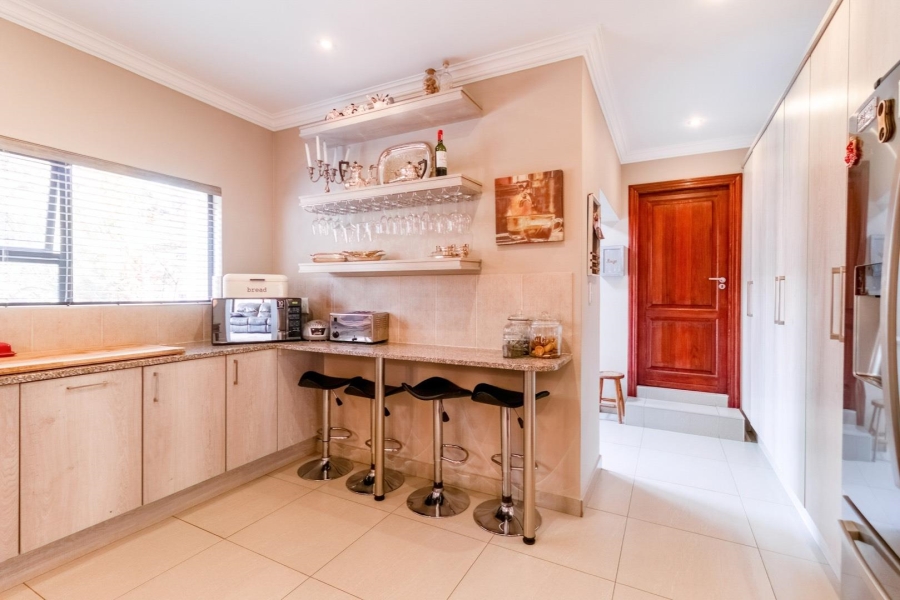 4 Bedroom Property for Sale in Eye of Africa Gauteng