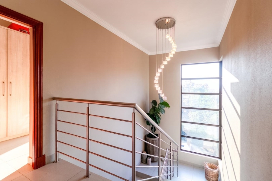 4 Bedroom Property for Sale in Eye of Africa Gauteng