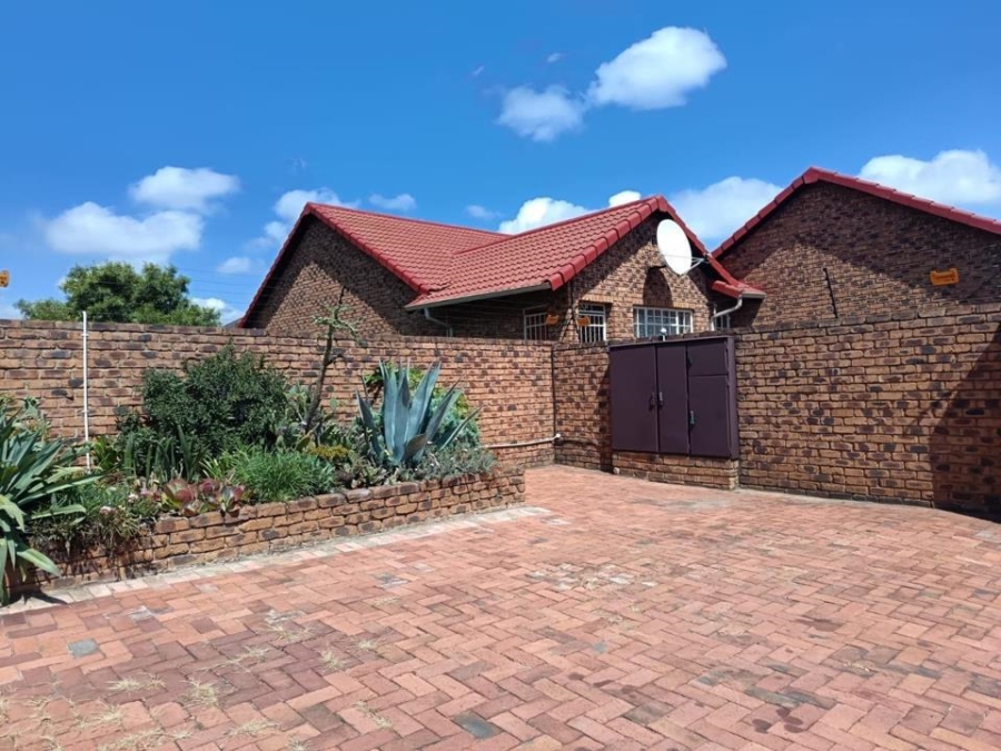 3 Bedroom Property for Sale in Randhart Gauteng