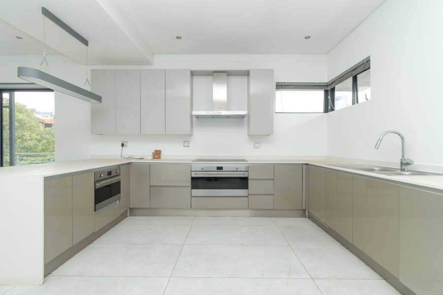 To Let 3 Bedroom Property for Rent in Parkmore Gauteng