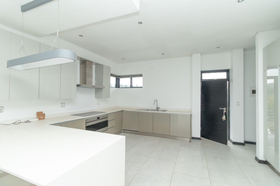 To Let 3 Bedroom Property for Rent in Parkmore Gauteng