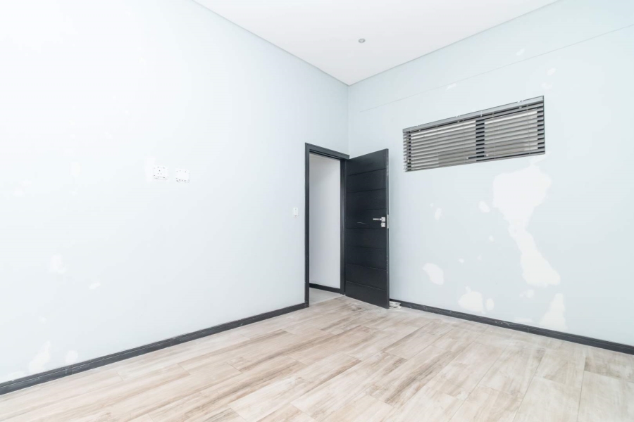 To Let 3 Bedroom Property for Rent in Parkmore Gauteng