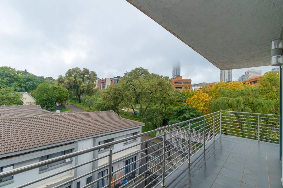 To Let 3 Bedroom Property for Rent in Parkmore Gauteng