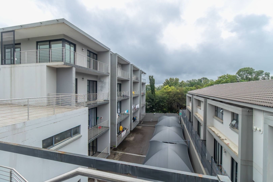 To Let 3 Bedroom Property for Rent in Parkmore Gauteng