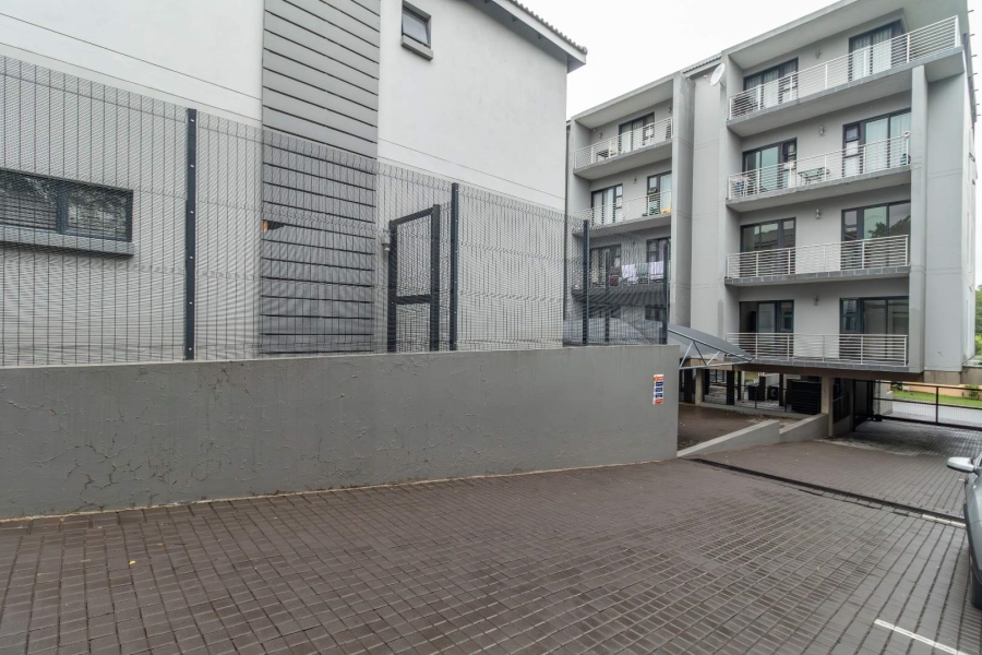 To Let 3 Bedroom Property for Rent in Parkmore Gauteng