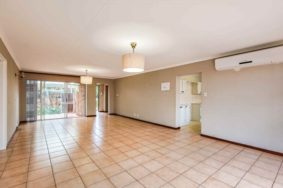 3 Bedroom Property for Sale in Die Wilgers Gauteng