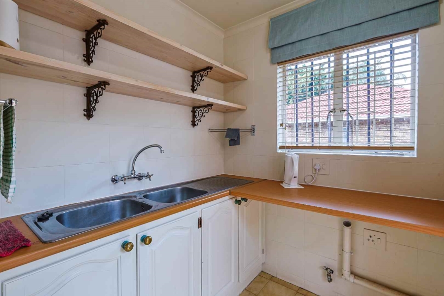 3 Bedroom Property for Sale in Die Wilgers Gauteng