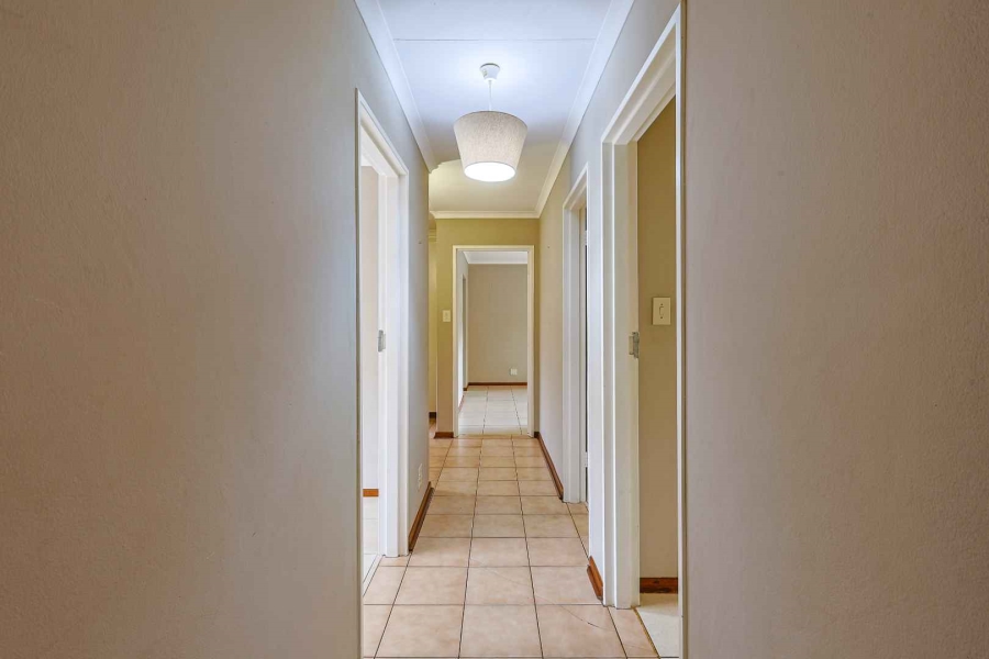 3 Bedroom Property for Sale in Die Wilgers Gauteng