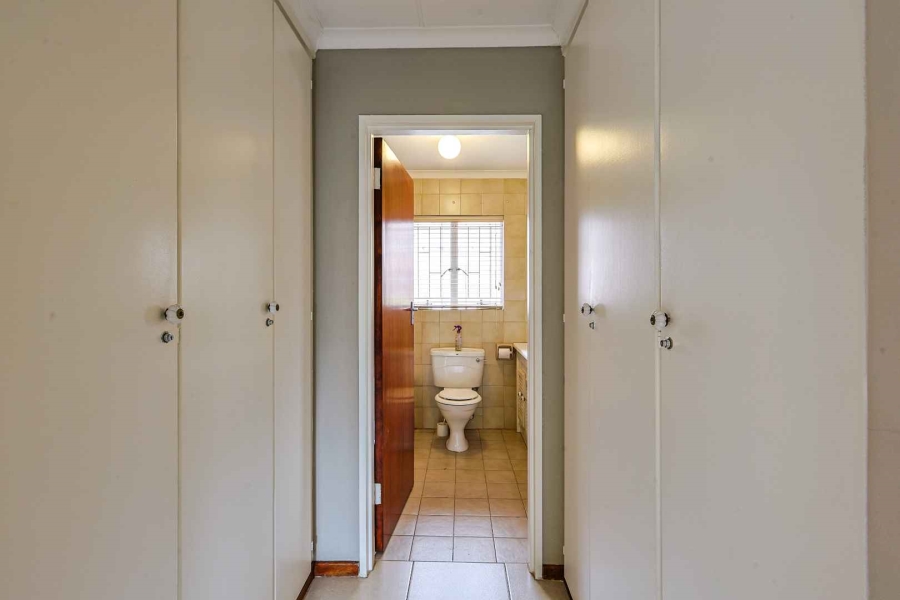 3 Bedroom Property for Sale in Die Wilgers Gauteng