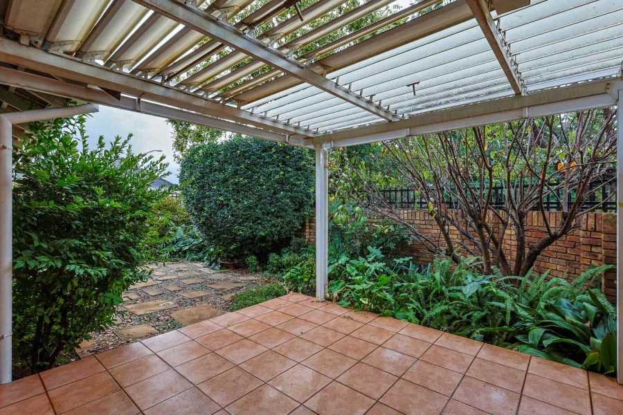 3 Bedroom Property for Sale in Die Wilgers Gauteng