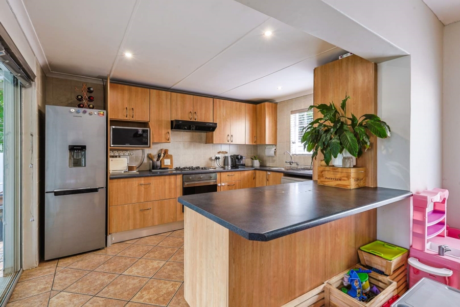 3 Bedroom Property for Sale in Equestria Gauteng