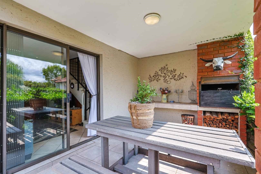 2 Bedroom Property for Sale in Country View Estate Gauteng