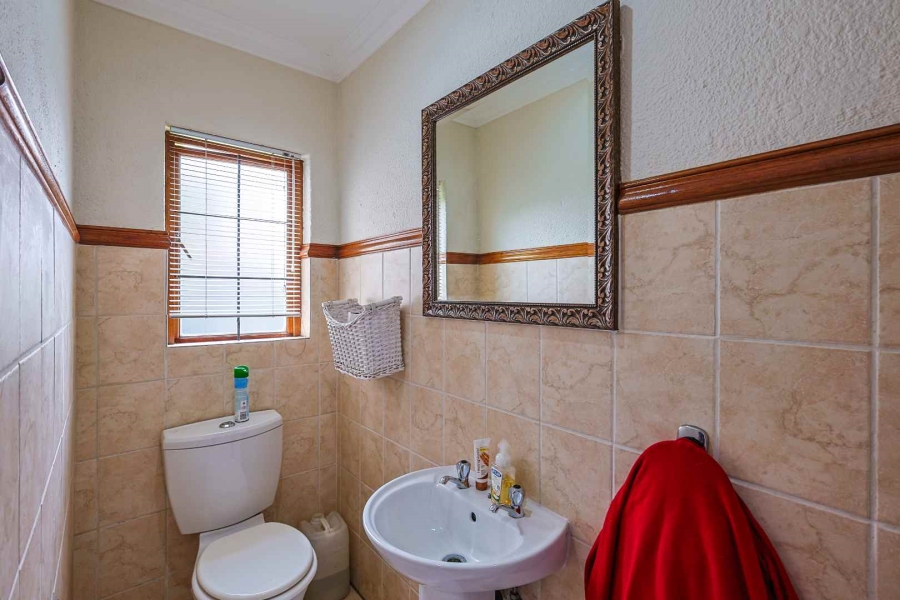 2 Bedroom Property for Sale in Country View Estate Gauteng