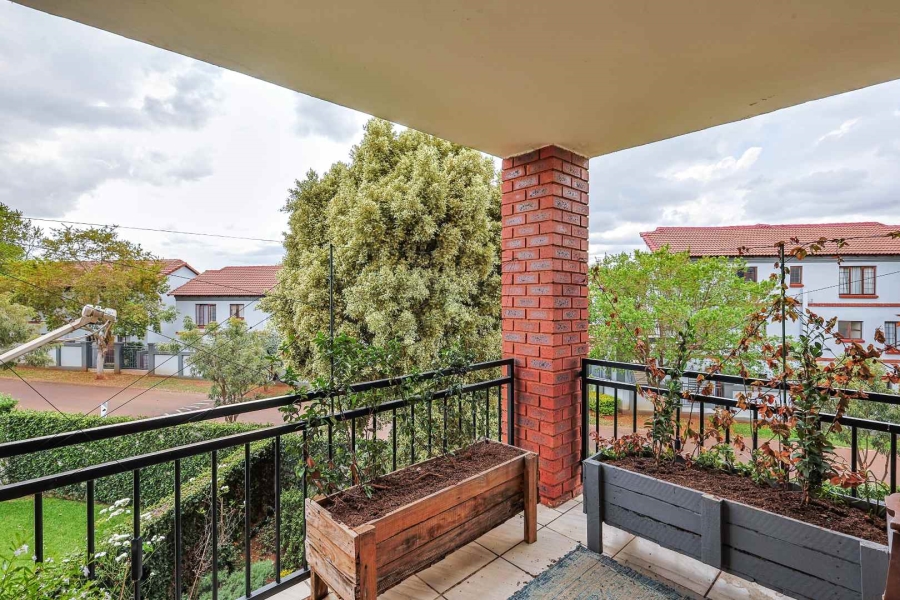 2 Bedroom Property for Sale in Country View Estate Gauteng