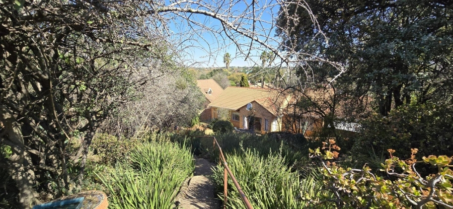 To Let 3 Bedroom Property for Rent in Faerie Glen Gauteng