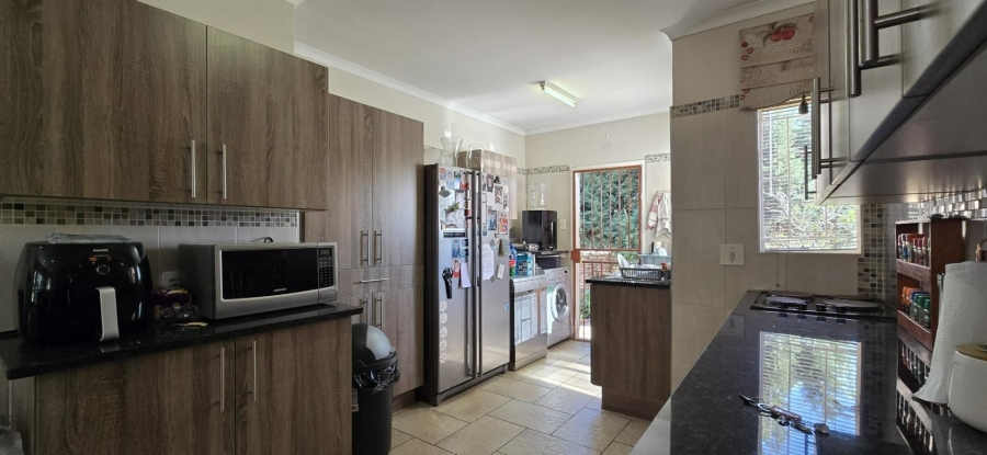 To Let 3 Bedroom Property for Rent in Faerie Glen Gauteng