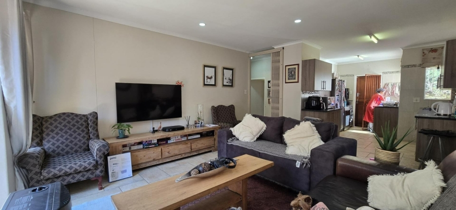 To Let 3 Bedroom Property for Rent in Faerie Glen Gauteng