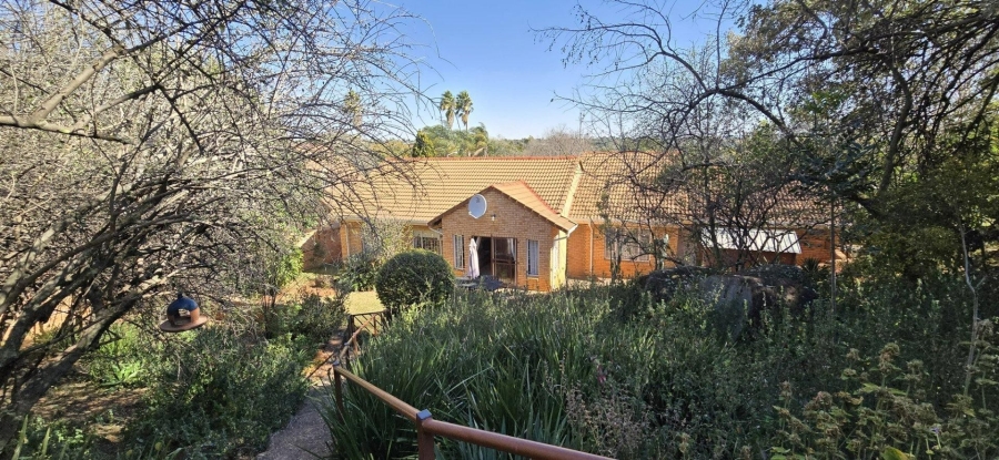 To Let 3 Bedroom Property for Rent in Faerie Glen Gauteng