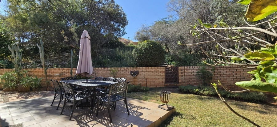 To Let 3 Bedroom Property for Rent in Faerie Glen Gauteng