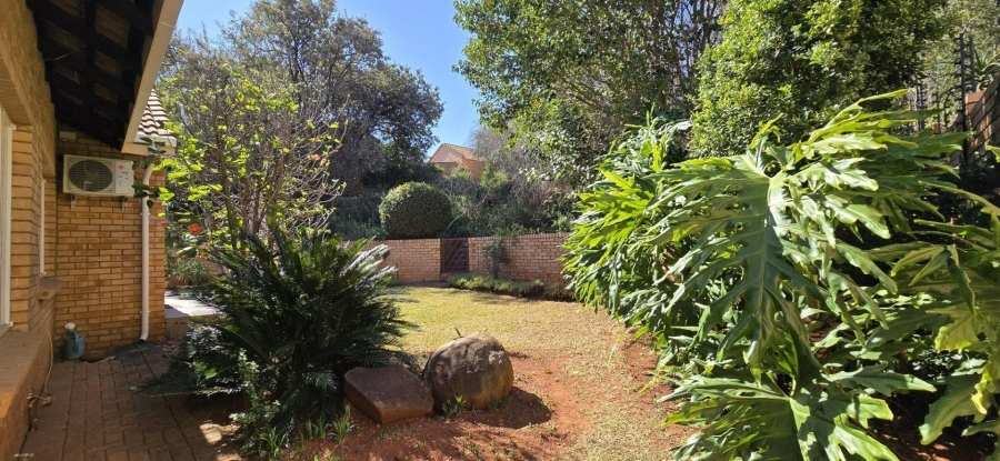 To Let 3 Bedroom Property for Rent in Faerie Glen Gauteng