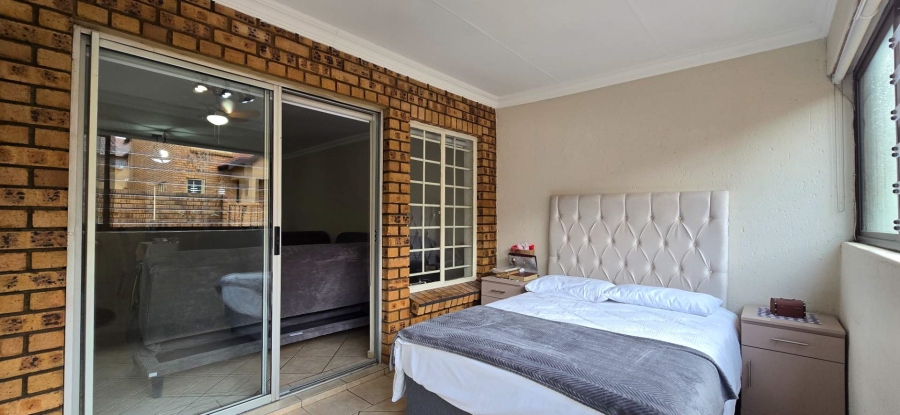 3 Bedroom Property for Sale in The Wilds Gauteng