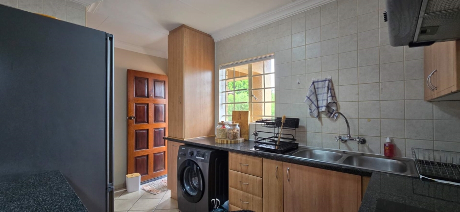 3 Bedroom Property for Sale in The Wilds Gauteng