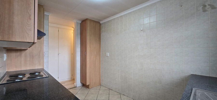 2 Bedroom Property for Sale in The Wilds Gauteng