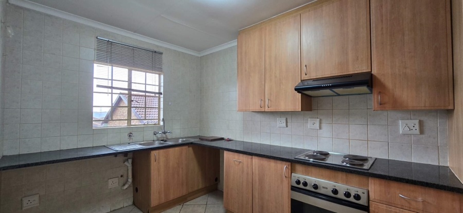 2 Bedroom Property for Sale in The Wilds Gauteng