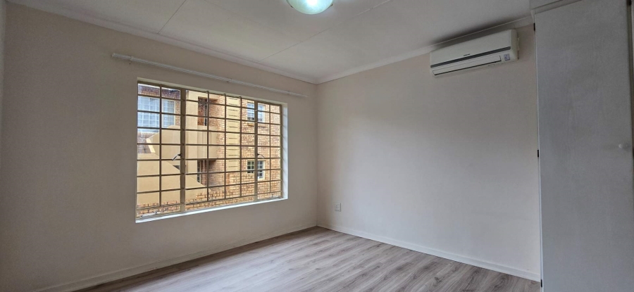 2 Bedroom Property for Sale in The Wilds Gauteng