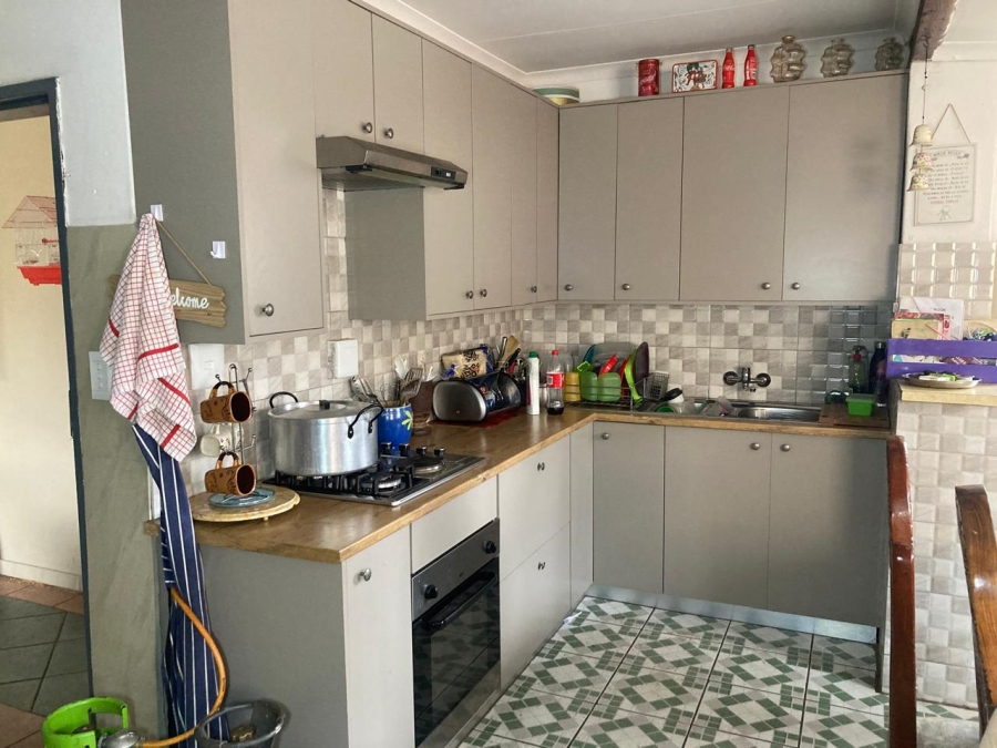 To Let 4 Bedroom Property for Rent in Witpoortjie Gauteng