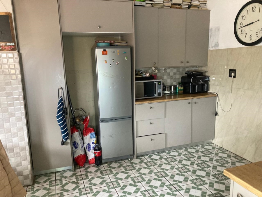 To Let 4 Bedroom Property for Rent in Witpoortjie Gauteng