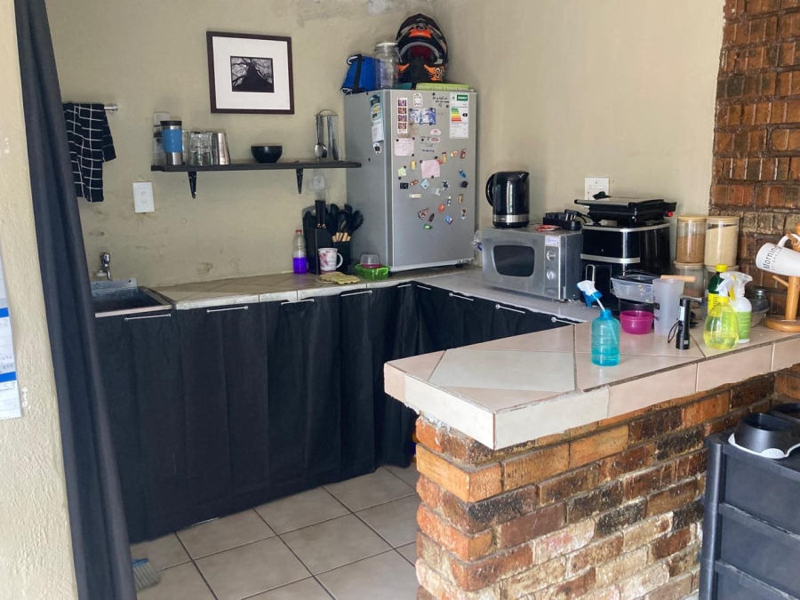 To Let 4 Bedroom Property for Rent in Witpoortjie Gauteng