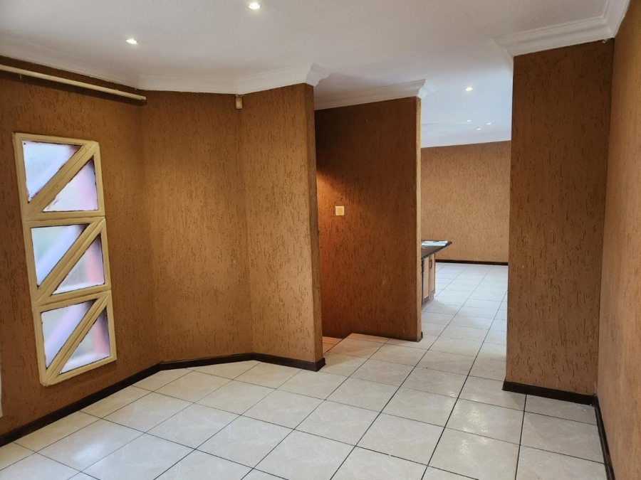 3 Bedroom Property for Sale in Amandasig Gauteng