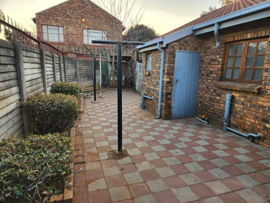 3 Bedroom Property for Sale in Amandasig Gauteng