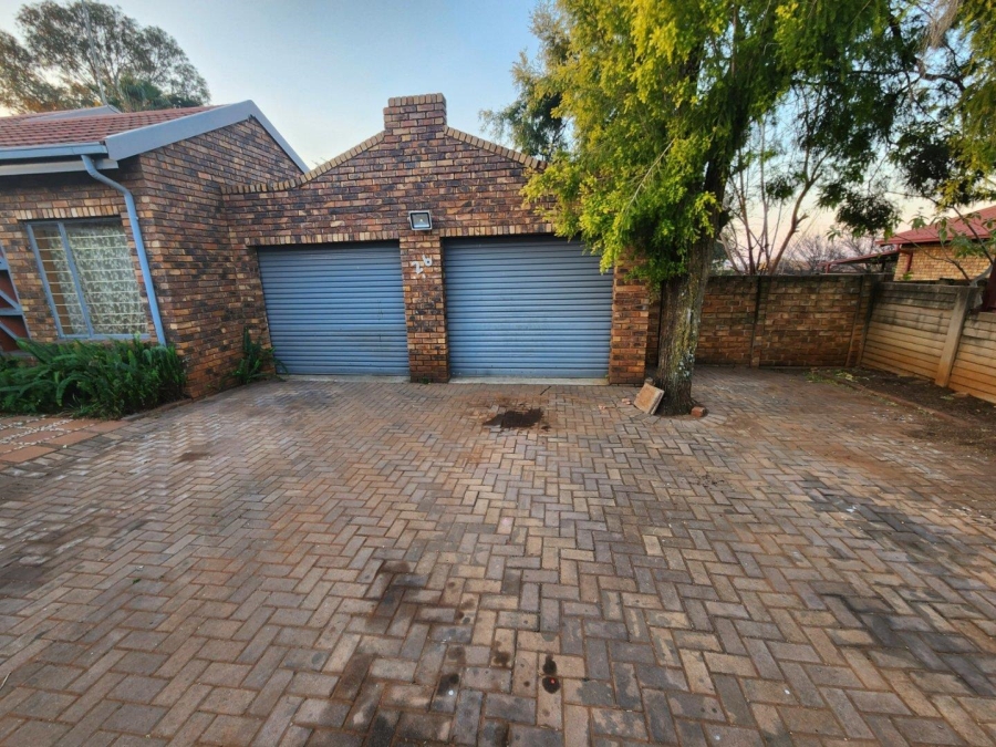 3 Bedroom Property for Sale in Amandasig Gauteng