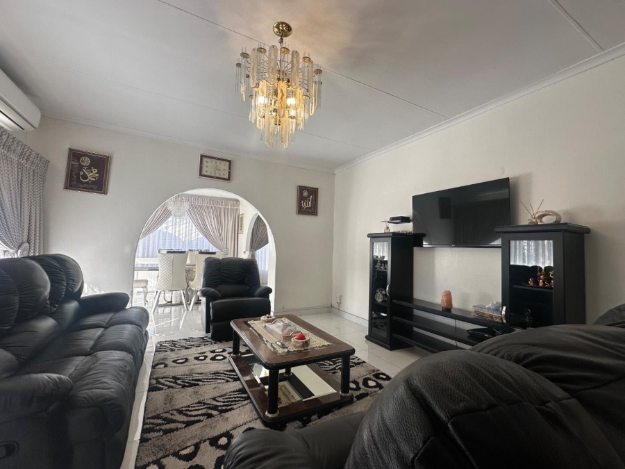 4 Bedroom Property for Sale in Erasmia Gauteng