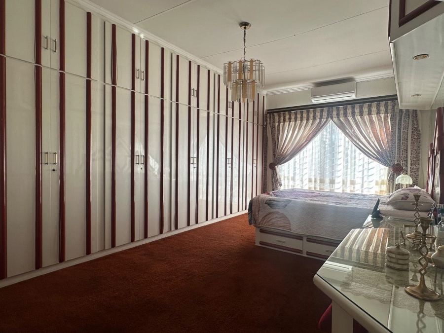 4 Bedroom Property for Sale in Erasmia Gauteng