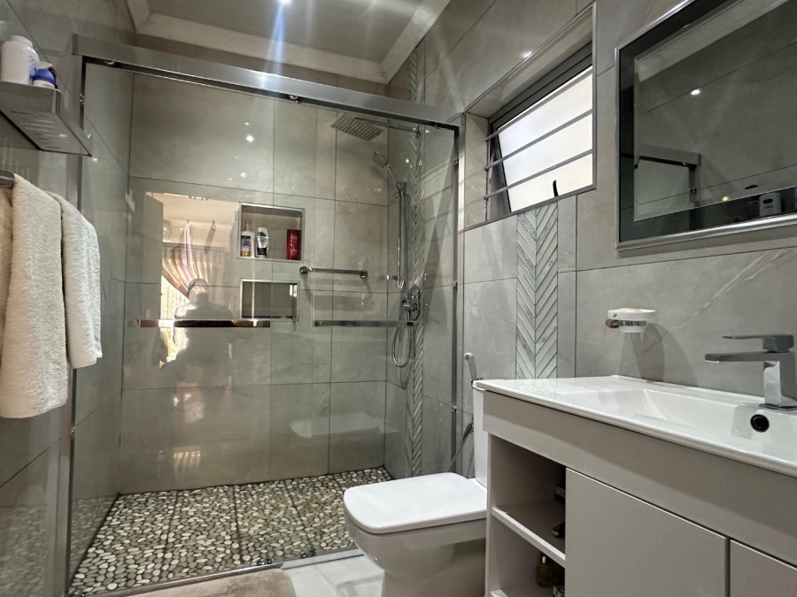 4 Bedroom Property for Sale in Erasmia Gauteng